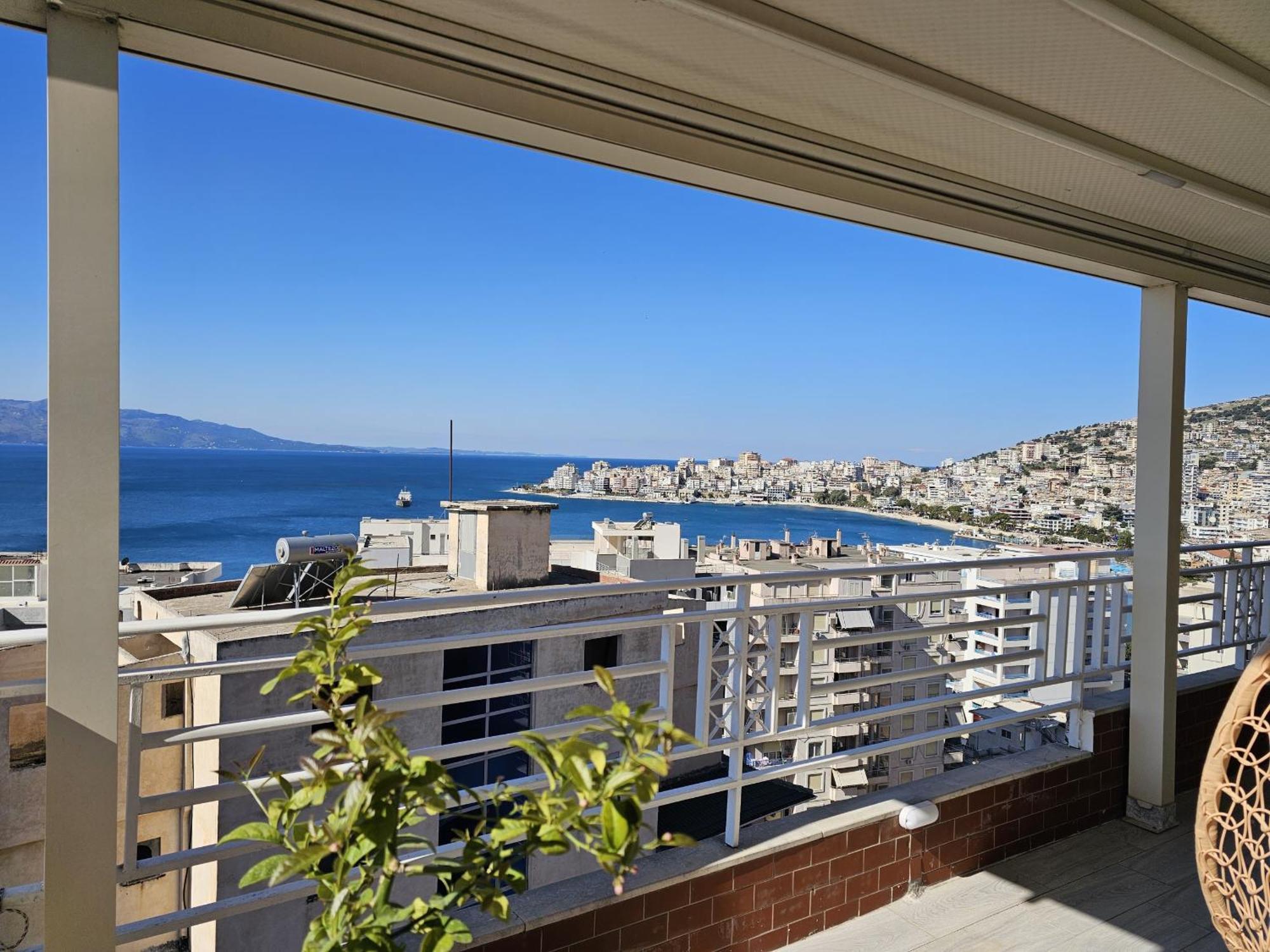 Deep Blue Rooftop - 111 Sarandë Exterior foto