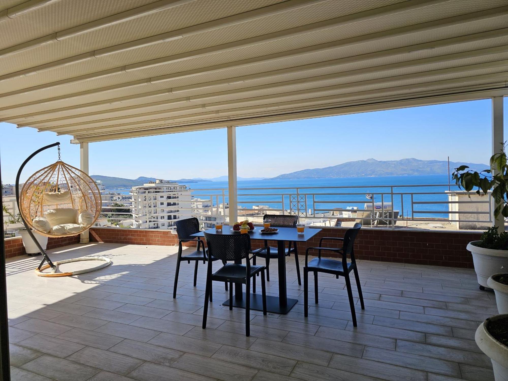 Deep Blue Rooftop - 111 Sarandë Exterior foto