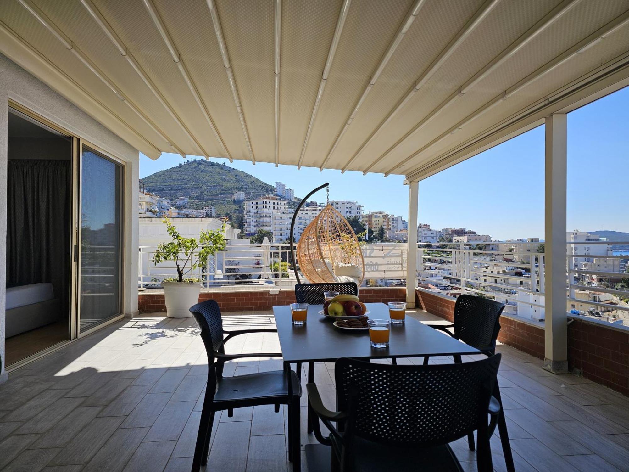 Deep Blue Rooftop - 111 Sarandë Exterior foto