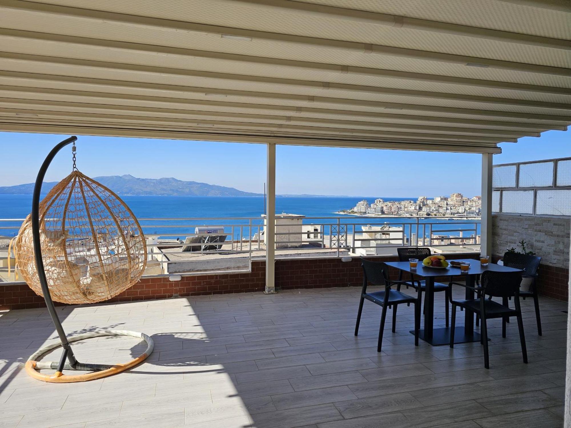 Deep Blue Rooftop - 111 Sarandë Exterior foto